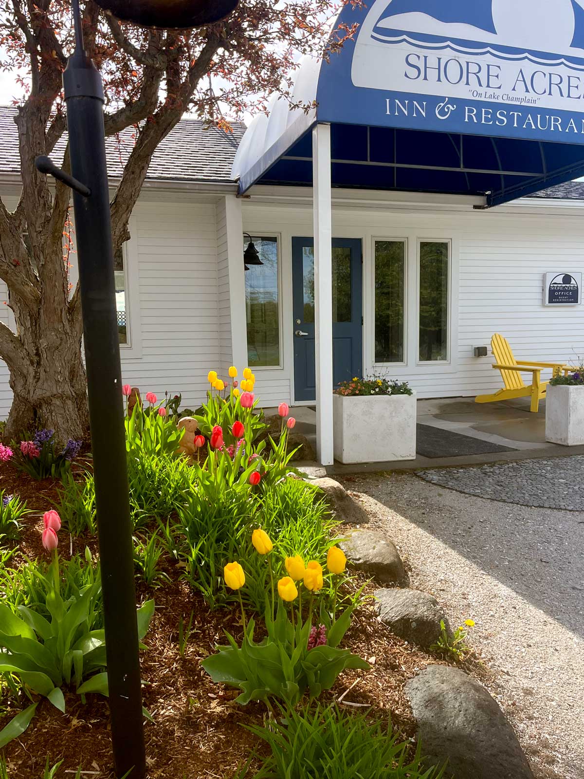 Shore Acres entrance when the Spring flowers are in bloom.